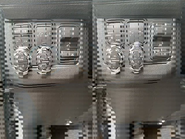 Used 2023 GMC Yukon Denali w/ Max Trailering Package image 7