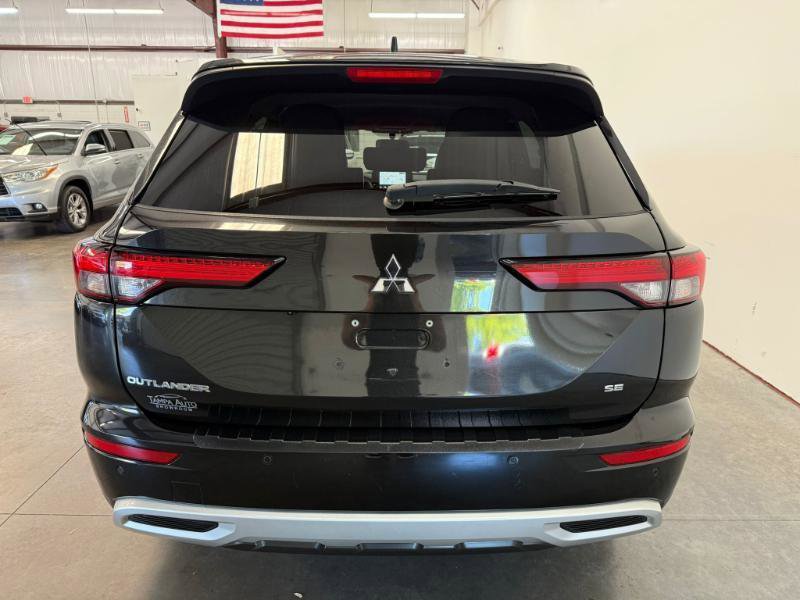Used 2022 Mitsubishi Outlander SE FWD image 8
