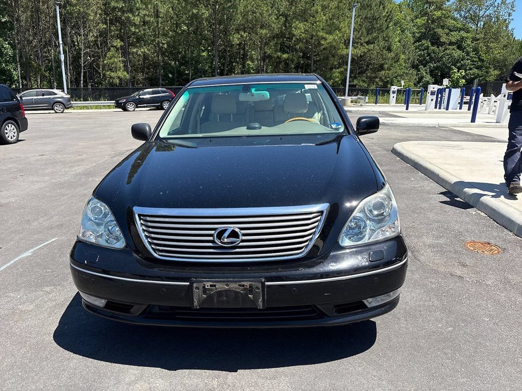 Used 2004 Lexus LS 430 RWD image 4