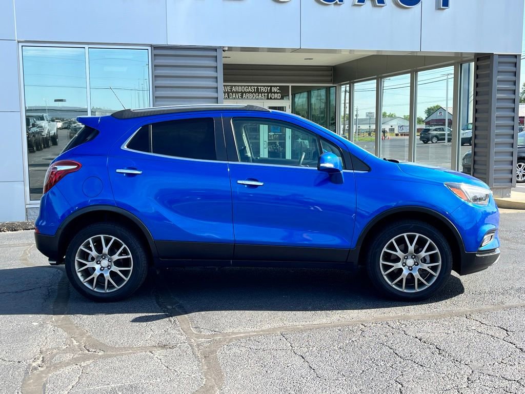 Used 2018 Buick Encore Sport Touring AWD/4WD image 3