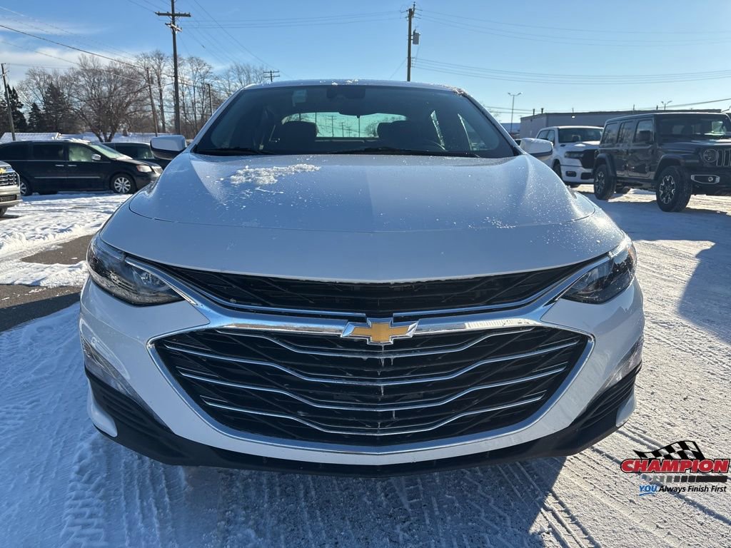 Used 2024 Chevrolet Malibu LT image 9