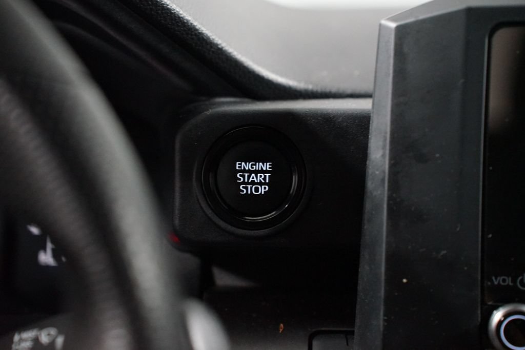Certified 2025 Toyota Tacoma SR5 RWD image 18