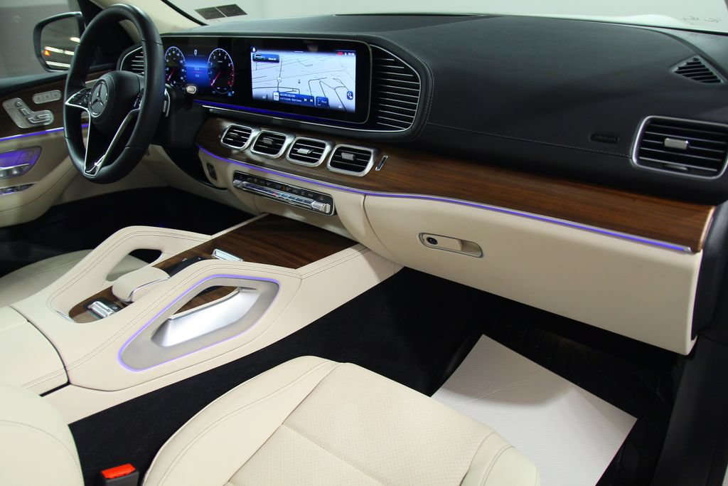 Certified 2026 Mercedes-Benz GLS 450 4MATIC image 24