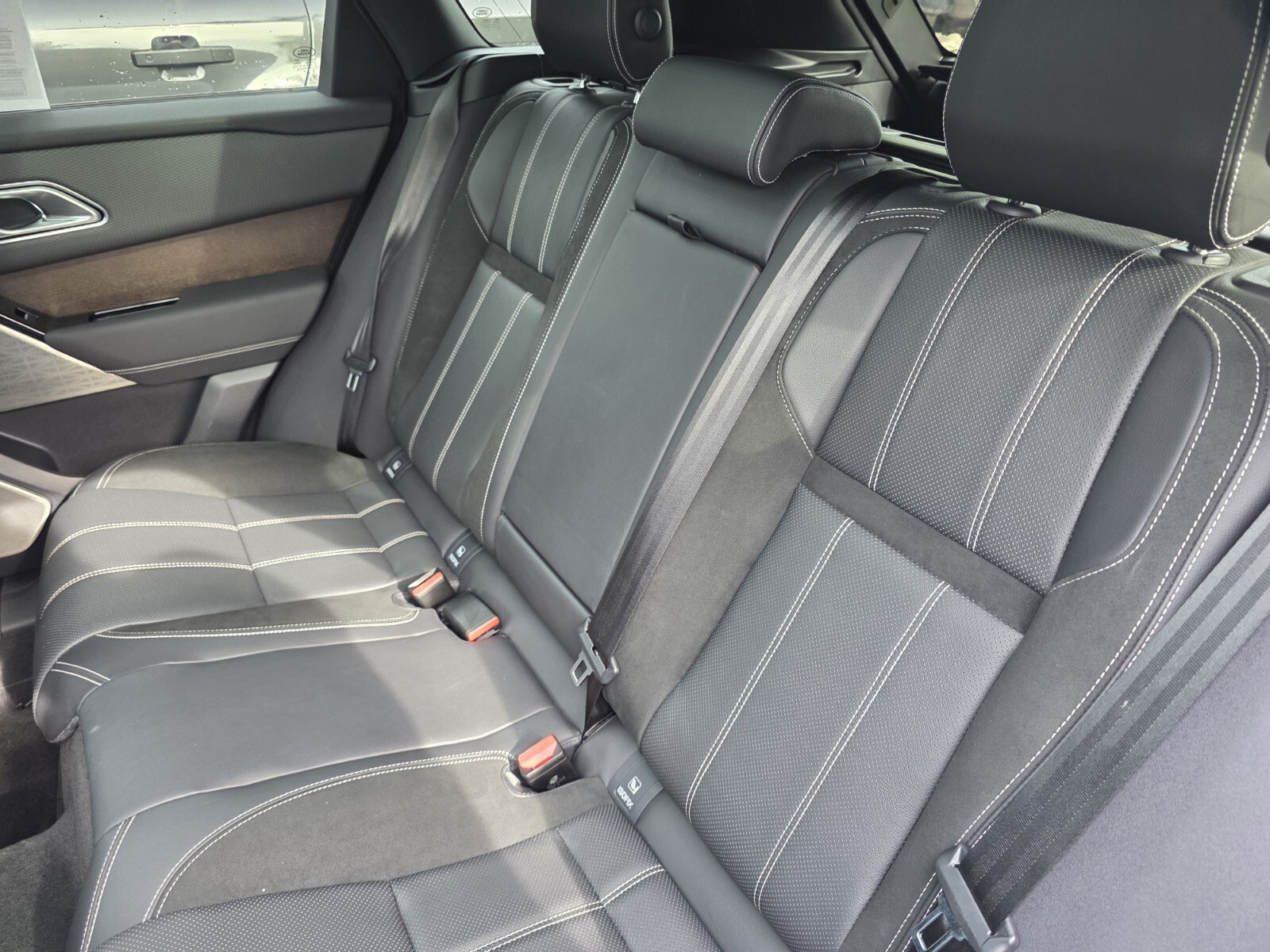 Certified 2023 Land Rover Range Rover Velar S AWD/4WD image 15