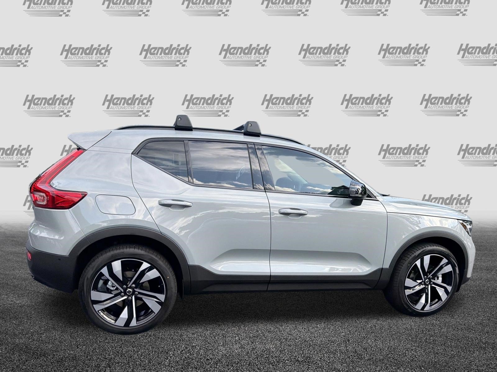 New 2026 Volvo XC40 B5 Ultra w/ Protection Package Premier AWD/4WD image 10
