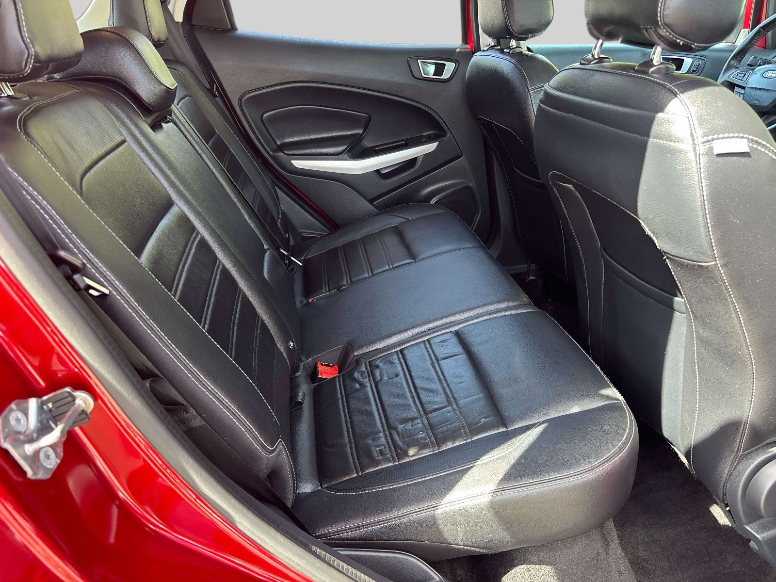 Used 2018 Ford EcoSport Titanium w/ Interior Protection Package AWD/4WD image 14