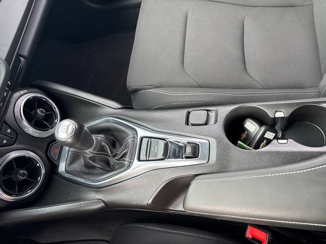 Certified 2024 Chevrolet Camaro LT RWD image 27