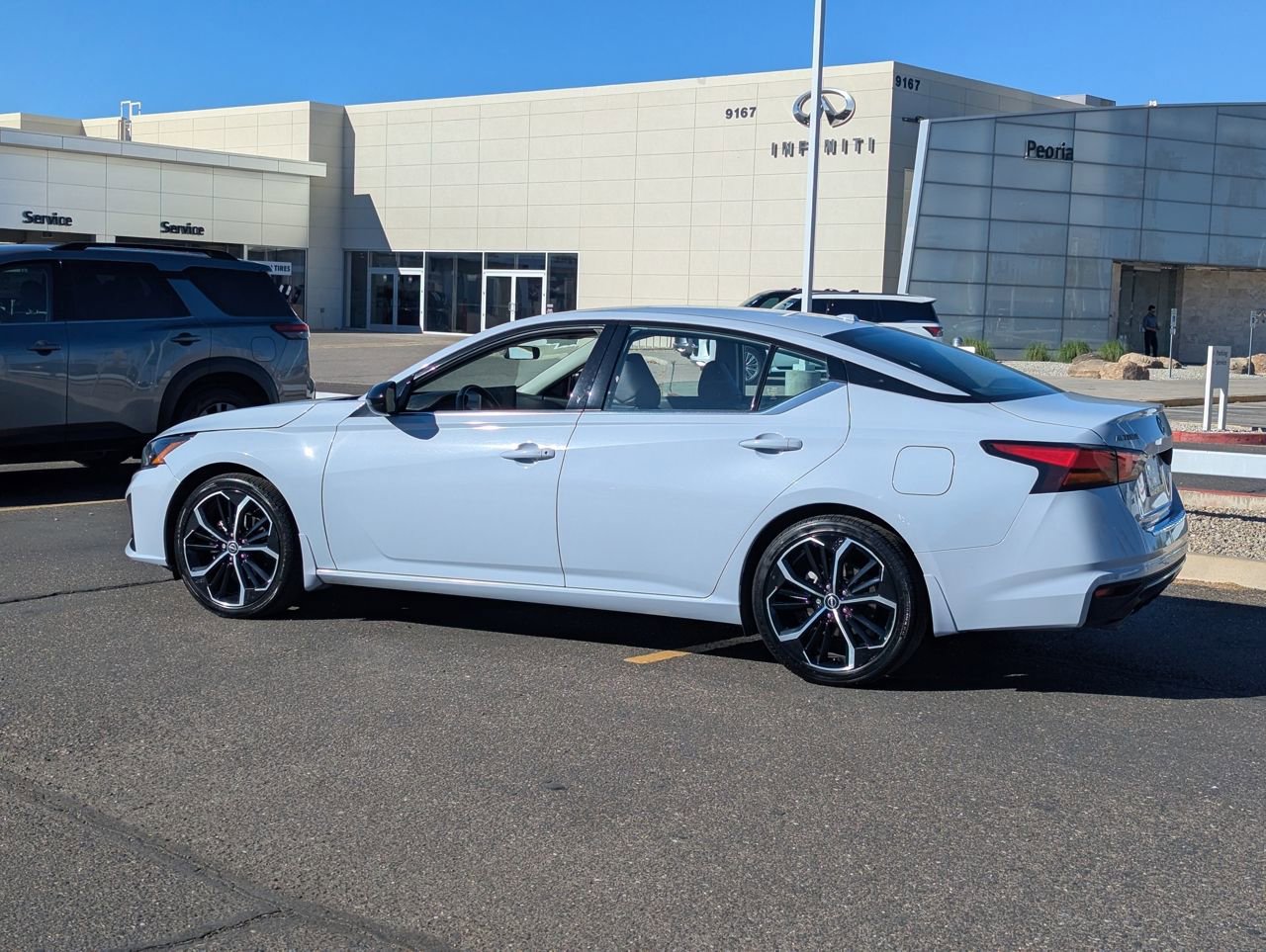 Certified 2023 Nissan Altima 2.5 SR w/ SR Premium Package image 4