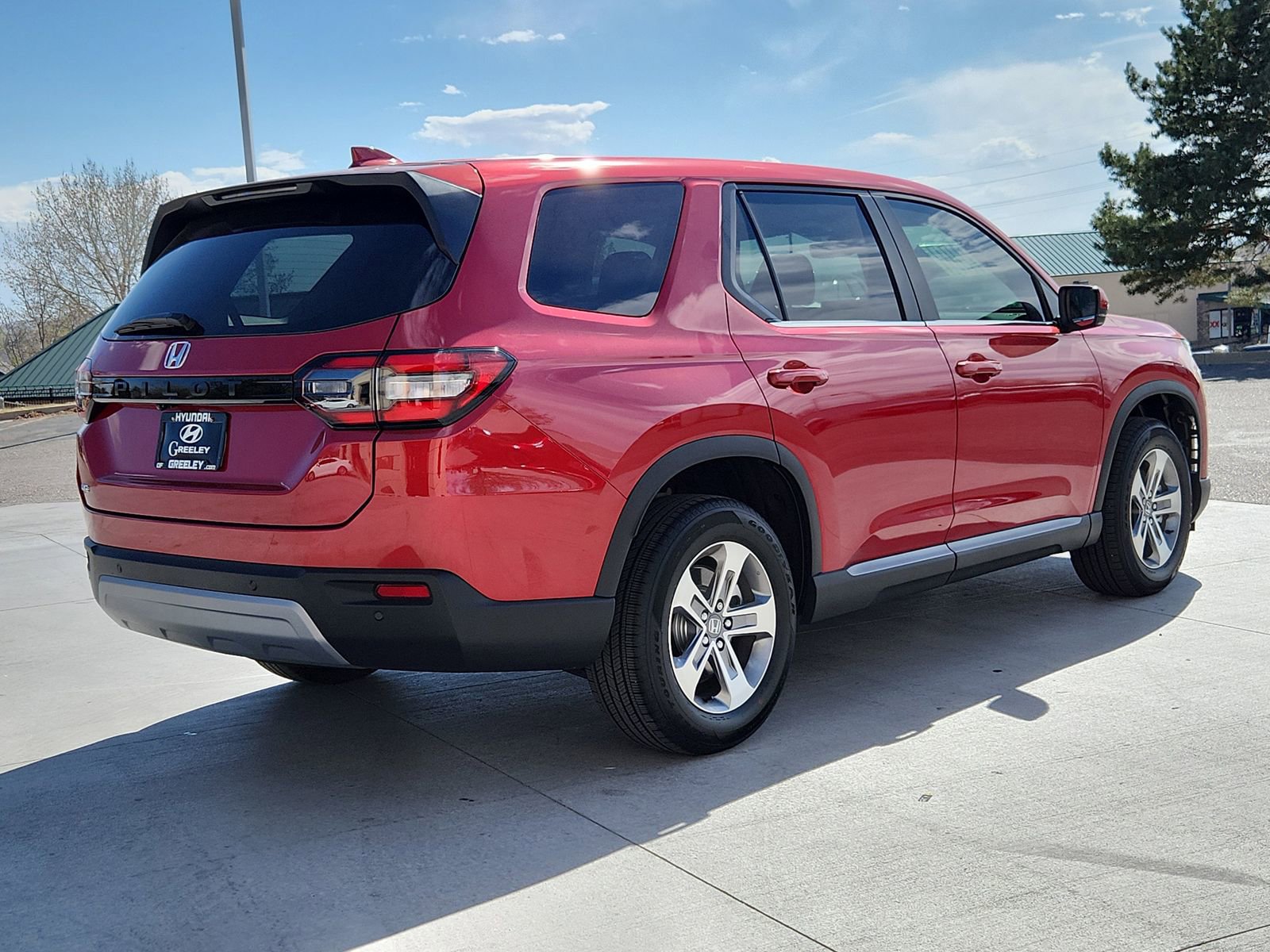 Used 2025 Honda Pilot EX-L image 5