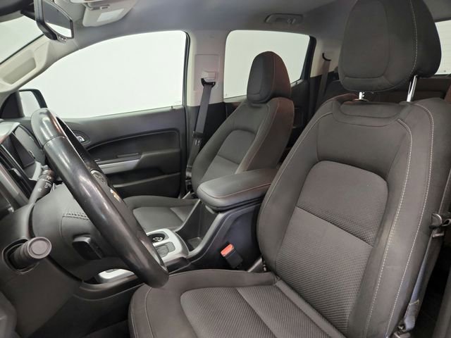 Used 2022 Chevrolet Colorado LT w/ LT Convenience Package image 18