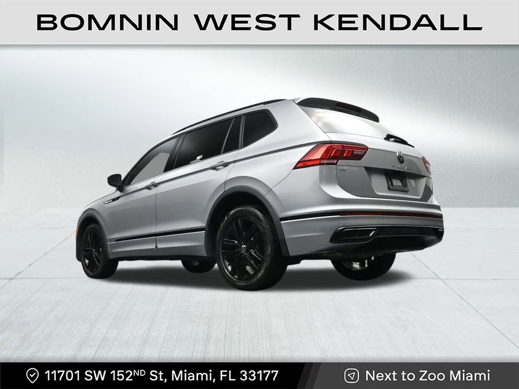 Used 2022 Volkswagen Tiguan SE R-Line image 23