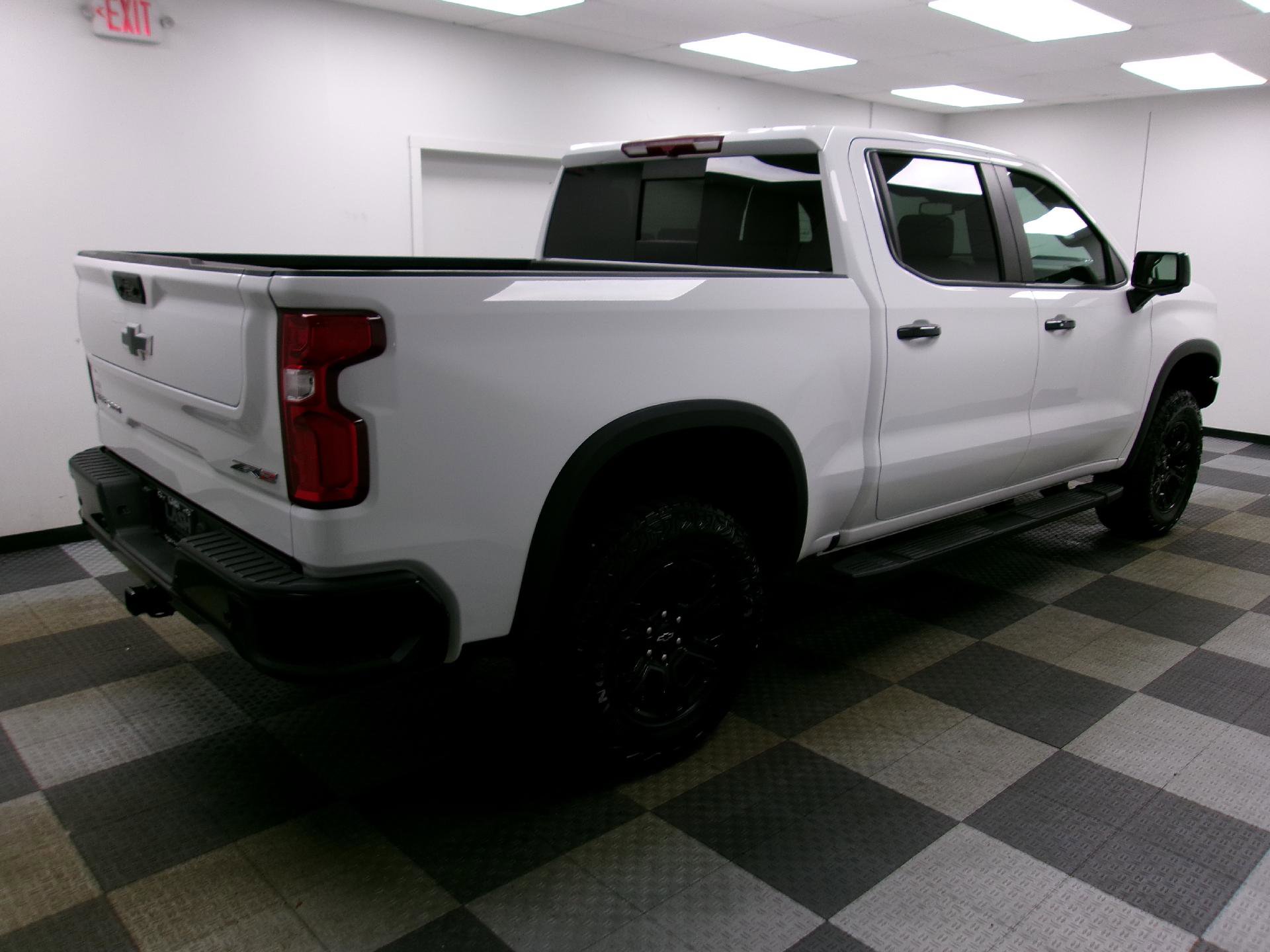 Certified 2023 Chevrolet Silverado 1500 ZR2 image 12