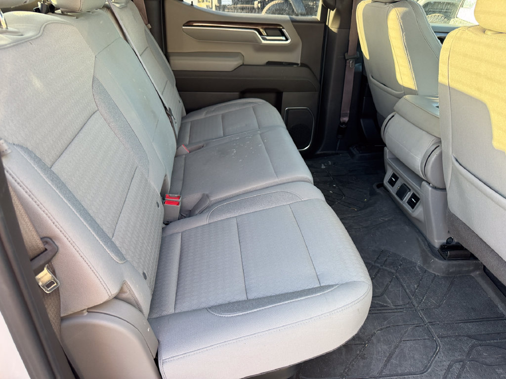 Used 2022 Chevrolet Silverado 1500 LT AWD/4WD image 18