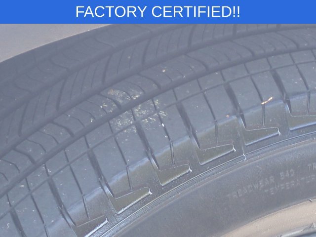 Certified 2024 Jeep Grand Cherokee L Laredo RWD image 11