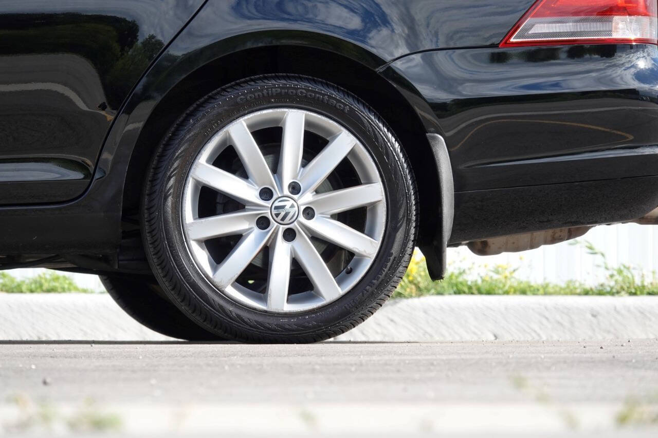 Used 2012 Volkswagen Jetta TDI FWD image 43