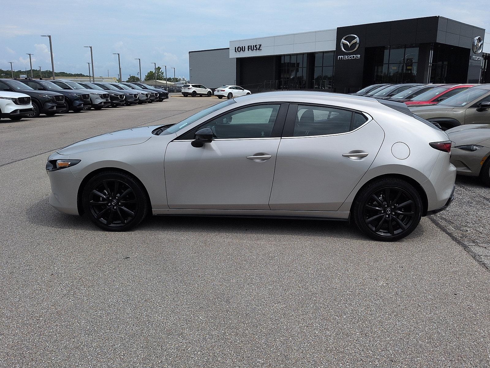 Used 2024 MAZDA MAZDA3 s FWD image 4