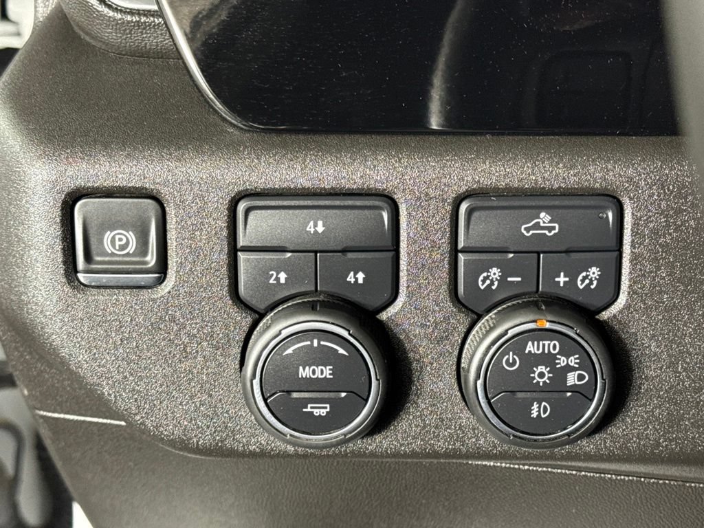 Certified 2025 Chevrolet Silverado 2500 LT w/ Convenience Package AWD/4WD image 29