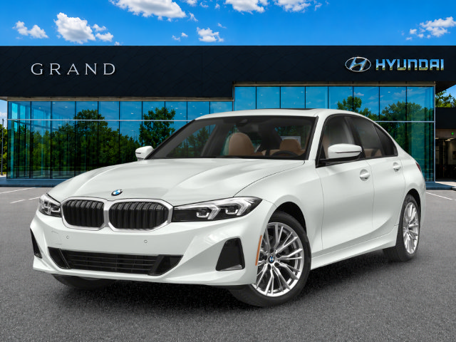 Used 2025 BMW 330i Sedan RWD image 1