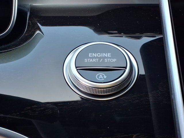 New 2026 Mercedes-Benz C 300 4MATIC Sedan image 25