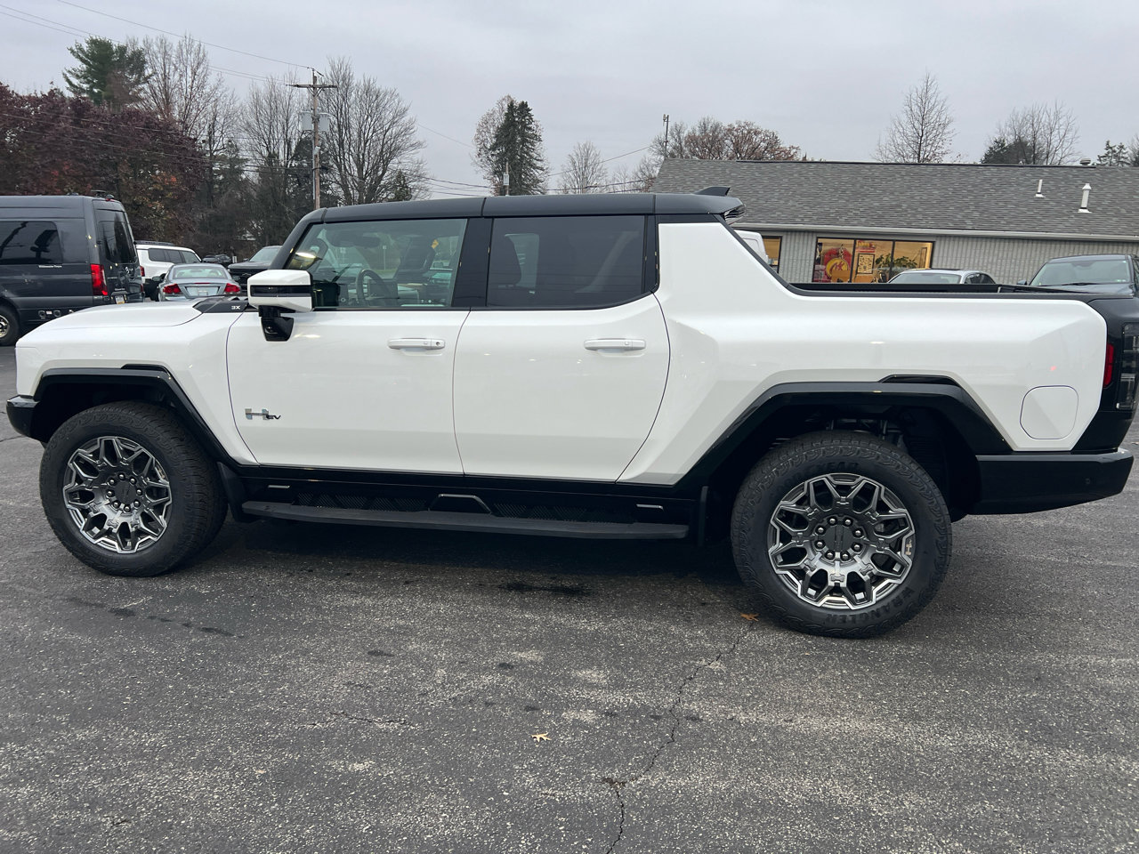 Used 2025 GMC Hummer EV 3X image 8