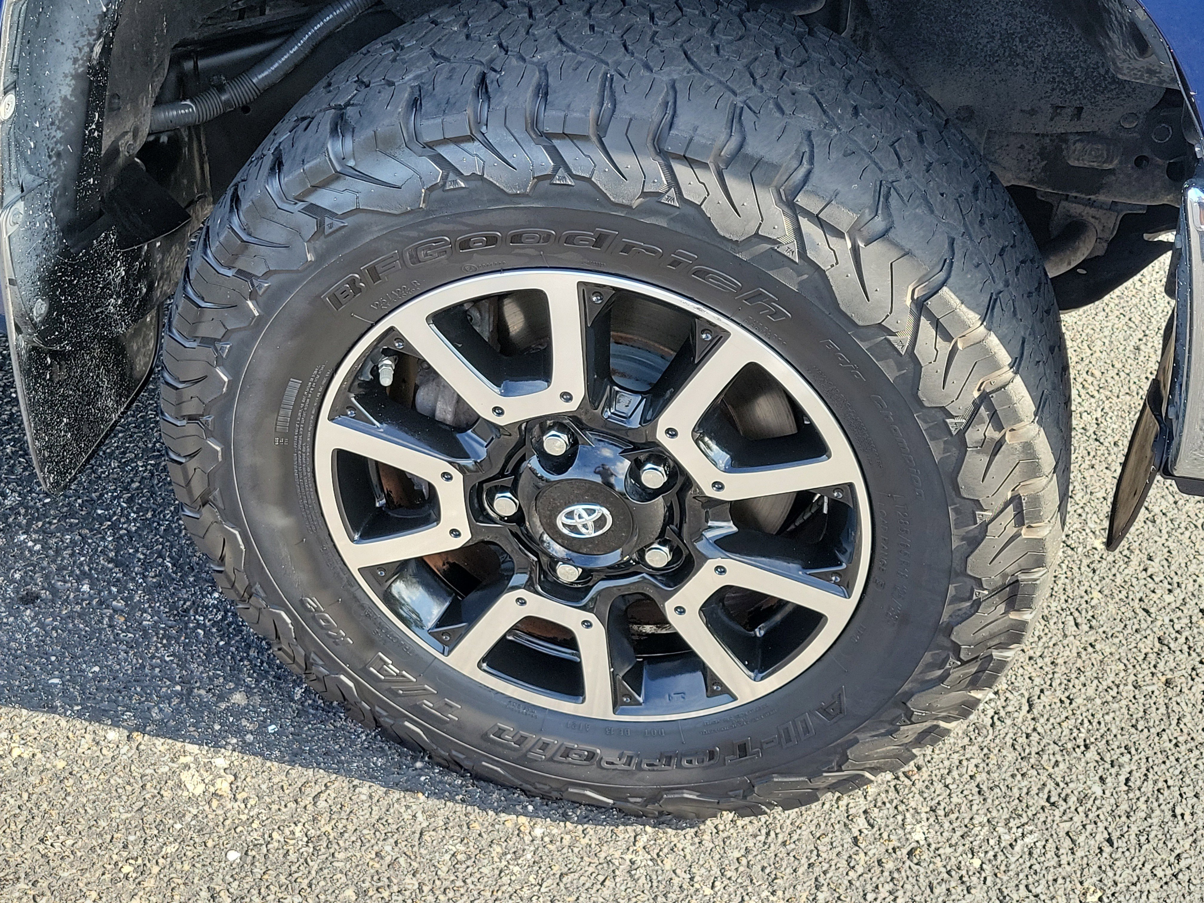 Used 2014 Toyota Tundra SR5 w/ TRD Off Road Package RWD image 8