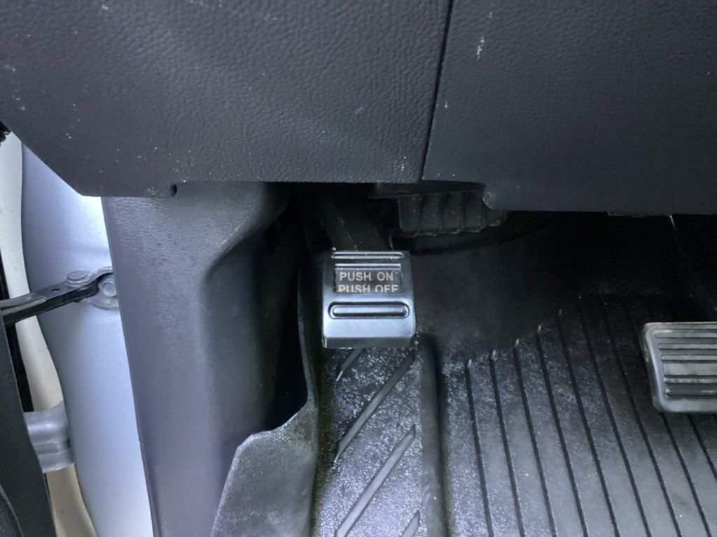 Used 2017 Chevrolet Silverado 1500 LT w/ LT Convenience Package image 60