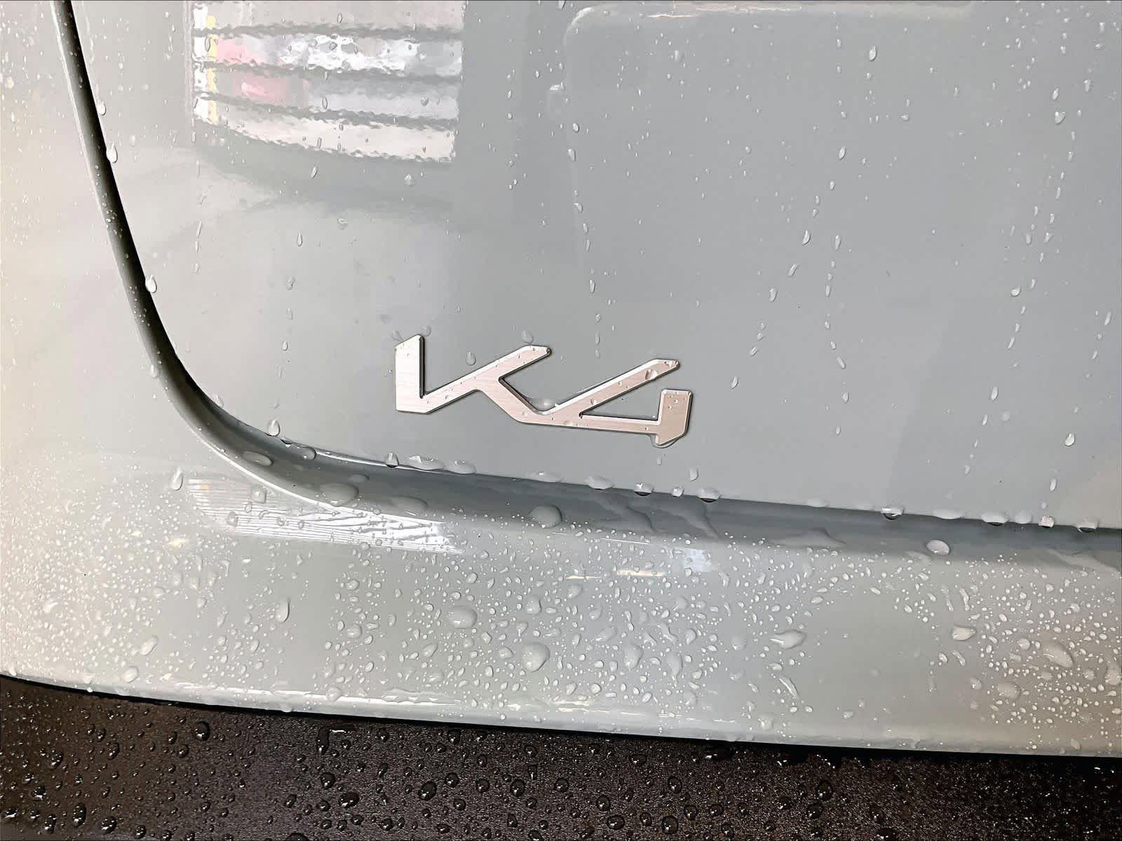 Used 2025 Kia K4 EX image 29