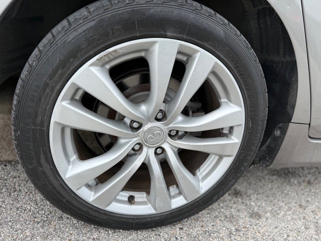 Used 2009 INFINITI M35 x w/ Technology Pkg AWD/4WD image 23