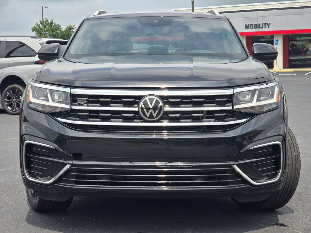 Used 2022 Volkswagen Atlas Cross Sport SEL R-Line AWD/4WD image 3