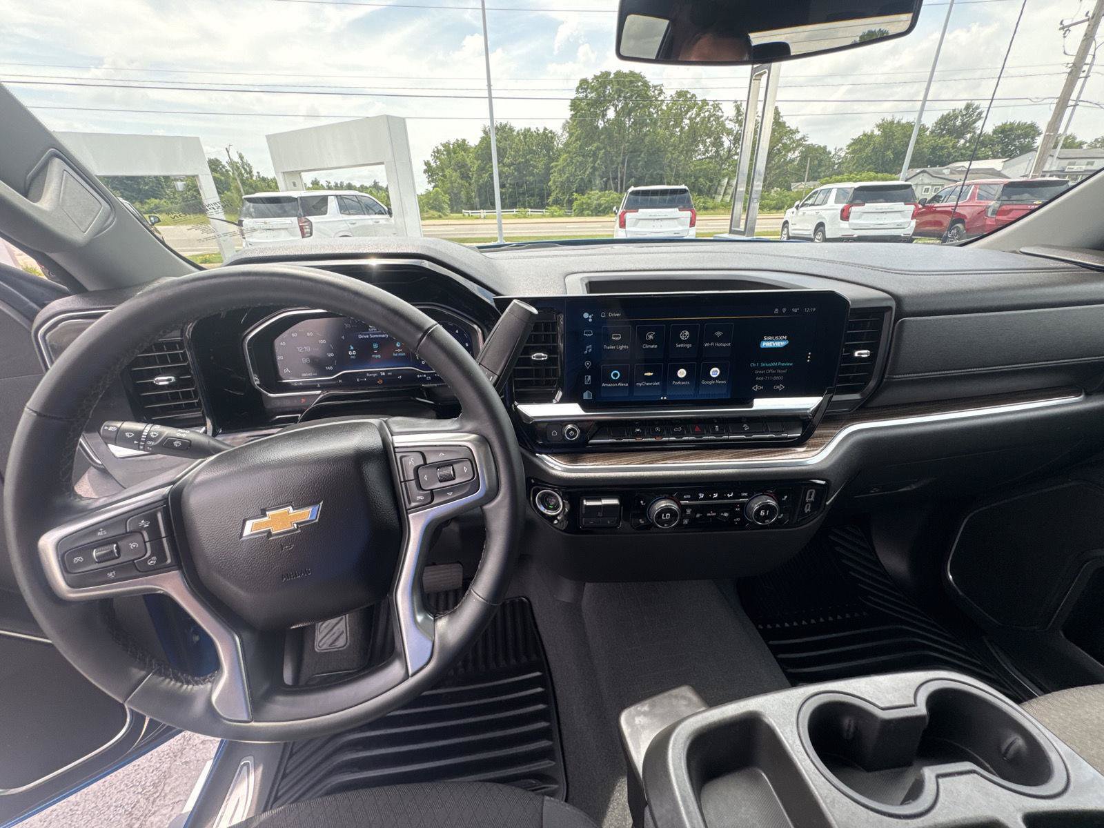 Used 2023 Chevrolet Silverado 1500 LT w/ Z71 Off-Road Package AWD/4WD image 19
