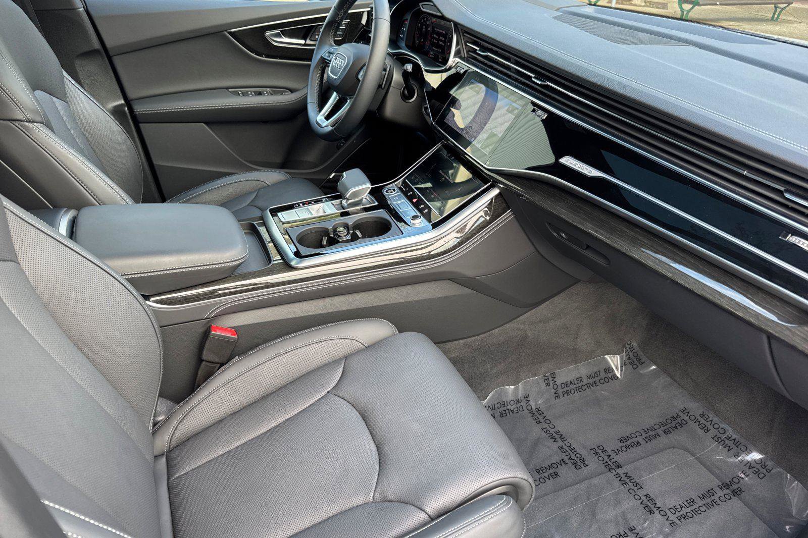 Certified 2025 Audi Q7 3.0T Prestige w/ Prestige Package image 17