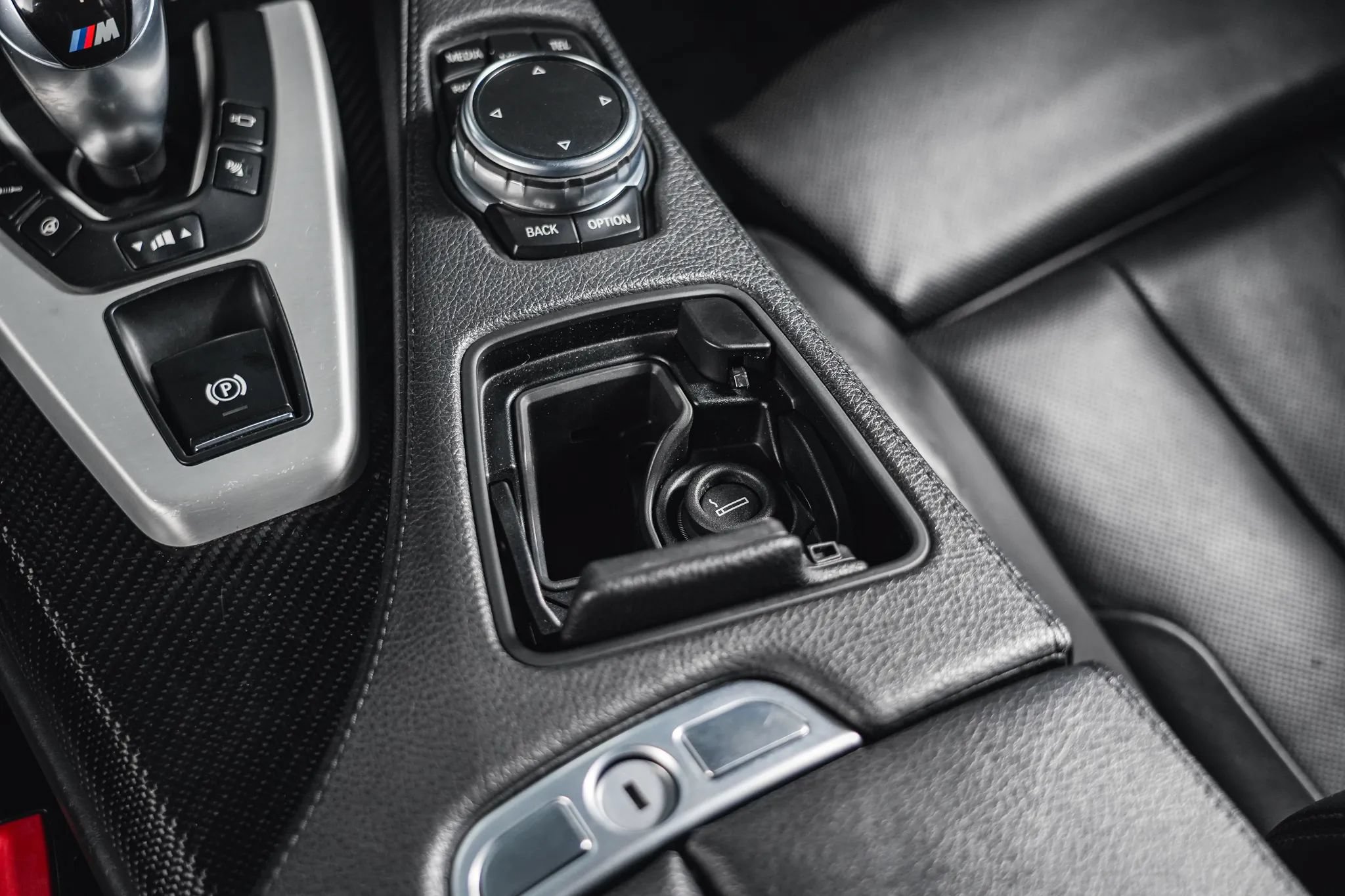 Used 2016 BMW M6 Gran Coupe w/ Executive Package RWD image 68
