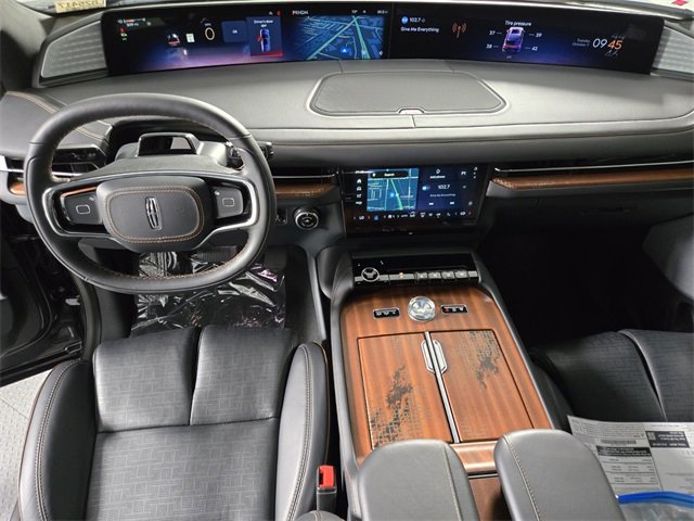 New 2025 Lincoln Navigator L Black Label image 12