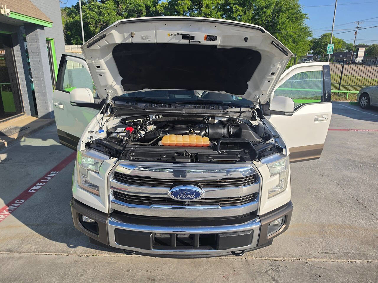 Used 2017 Ford F150 King Ranch w/ Equipment Group 601A Luxury AWD/4WD image 58