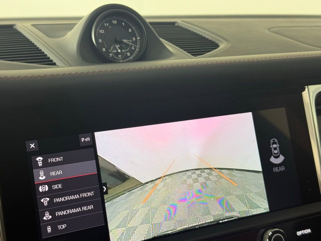 New 2026 Porsche Macan image 33