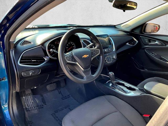 Used 2019 Chevrolet Malibu LT image 14