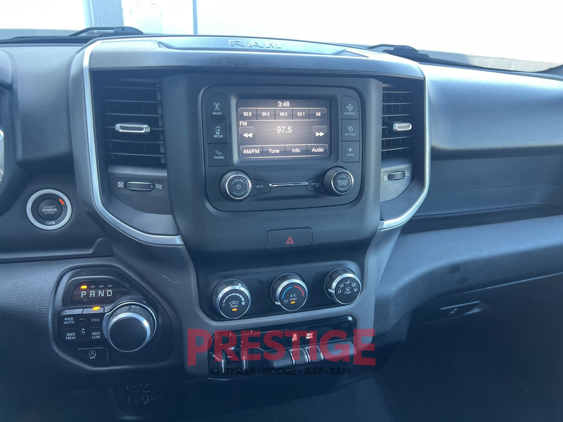 Used 2022 RAM 1500 Big Horn AWD/4WD image 36
