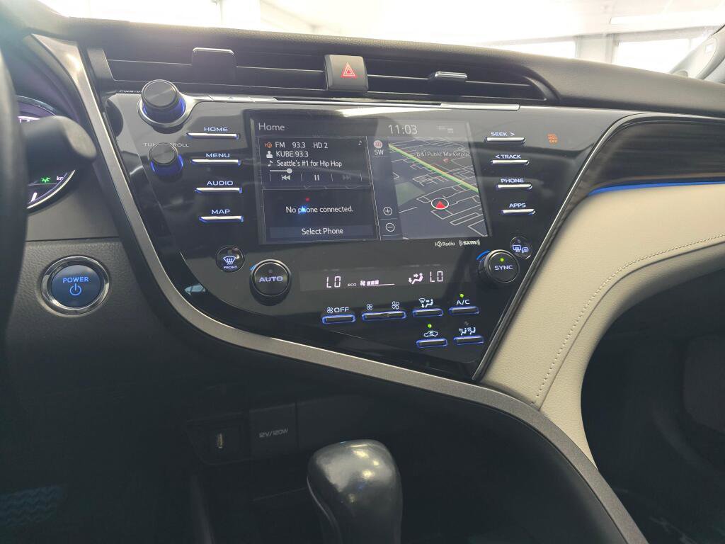 Used 2020 Toyota Camry XLE w/ Driver Assist Package FWD image 29