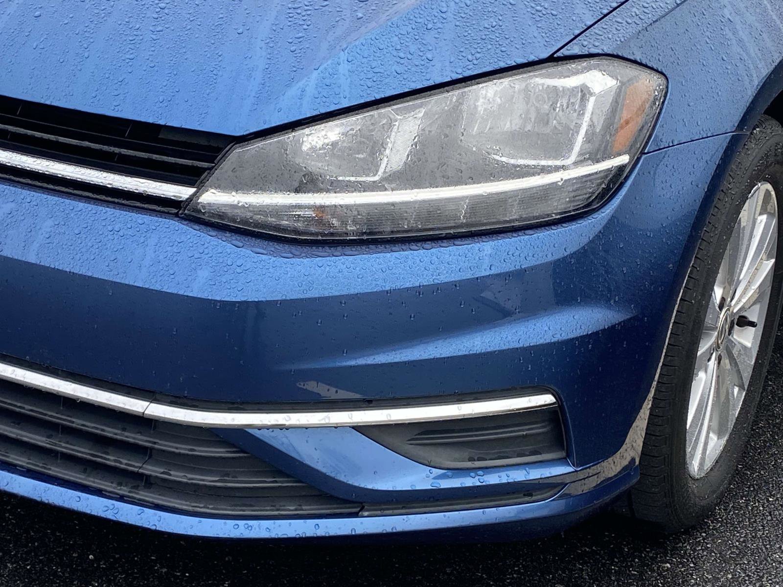 Used 2021 Volkswagen Golf 4-Door image 4