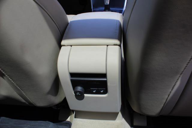 Used 2015 Volvo XC60 T5 AWD/4WD image 30