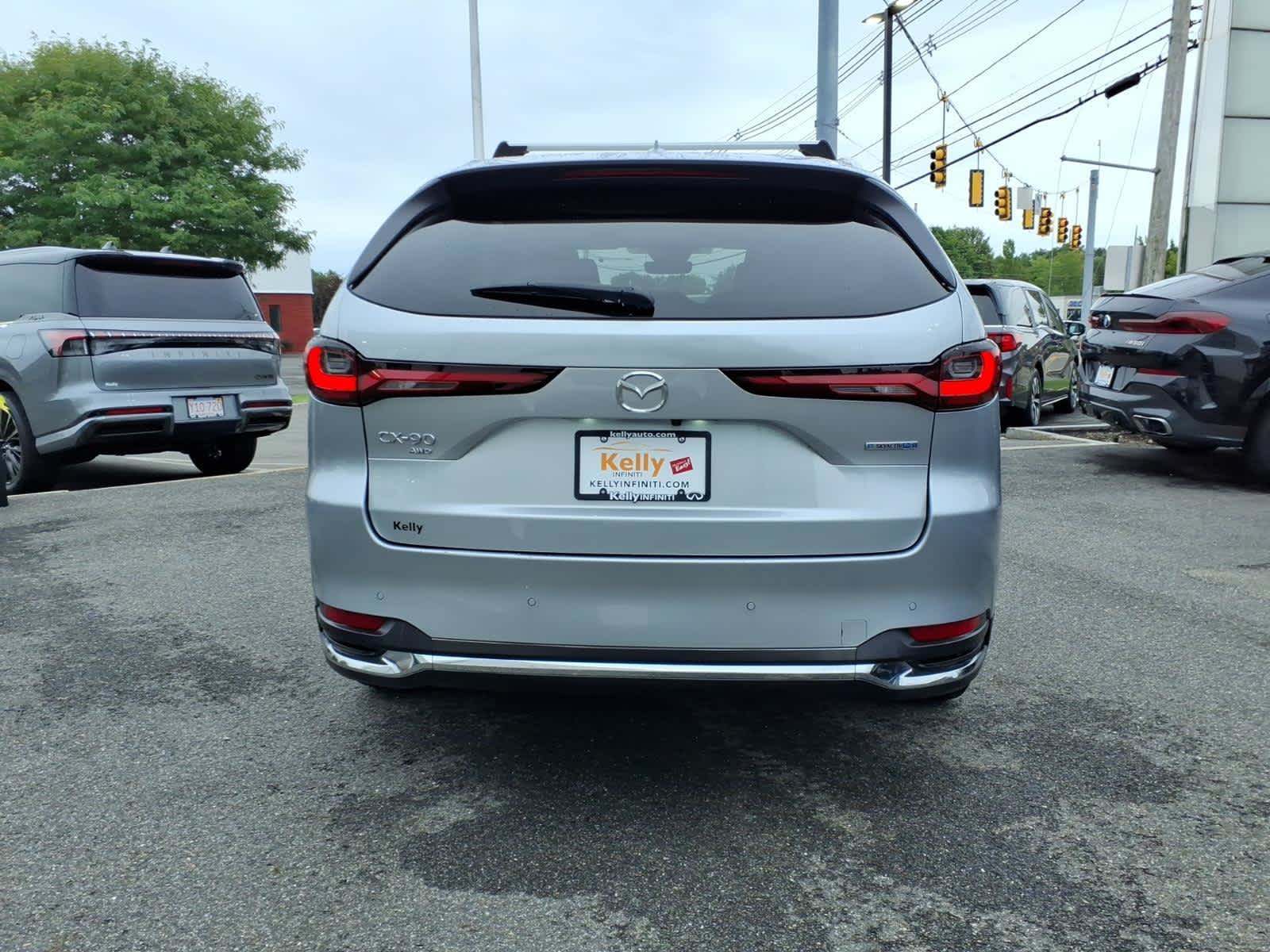 Used 2024 MAZDA CX-90 Plug-In Hybrid w/ Premium Plus AWD/4WD image 5