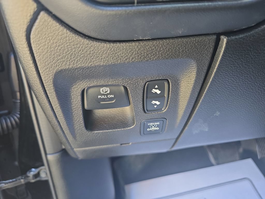 Used 2021 RAM 1500 Limited AWD/4WD image 31