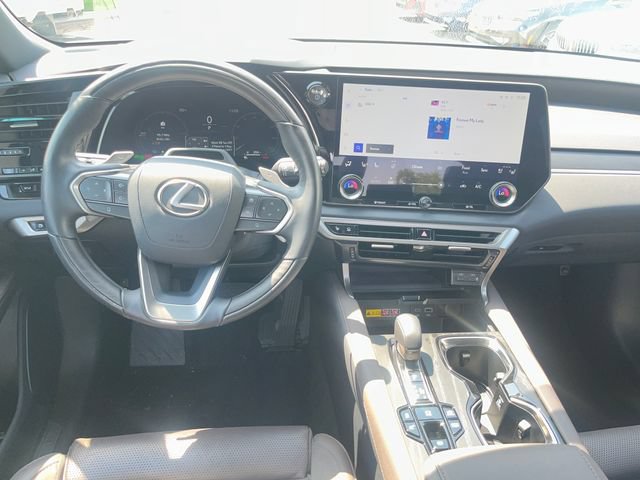 Used 2025 Lexus RX 450h AWD w/ Convenience Package image 28