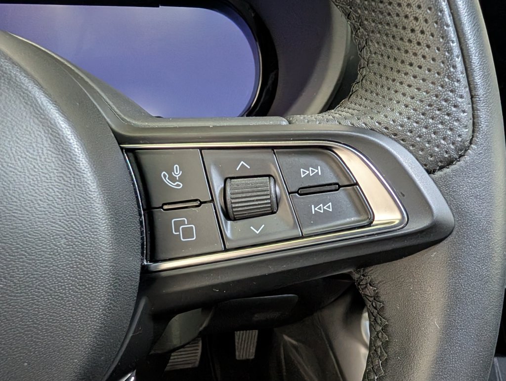 Used 2025 Dodge Hornet GT w/ Cold Weather Group AWD/4WD image 17