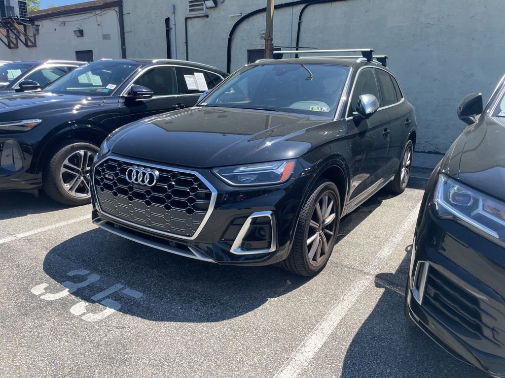 Used 2023 Audi SQ5 Premium Plus w/ Premium Plus Package AWD/4WD image 3