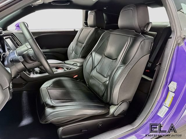 Used 2016 Dodge Challenger R/T RWD image 23
