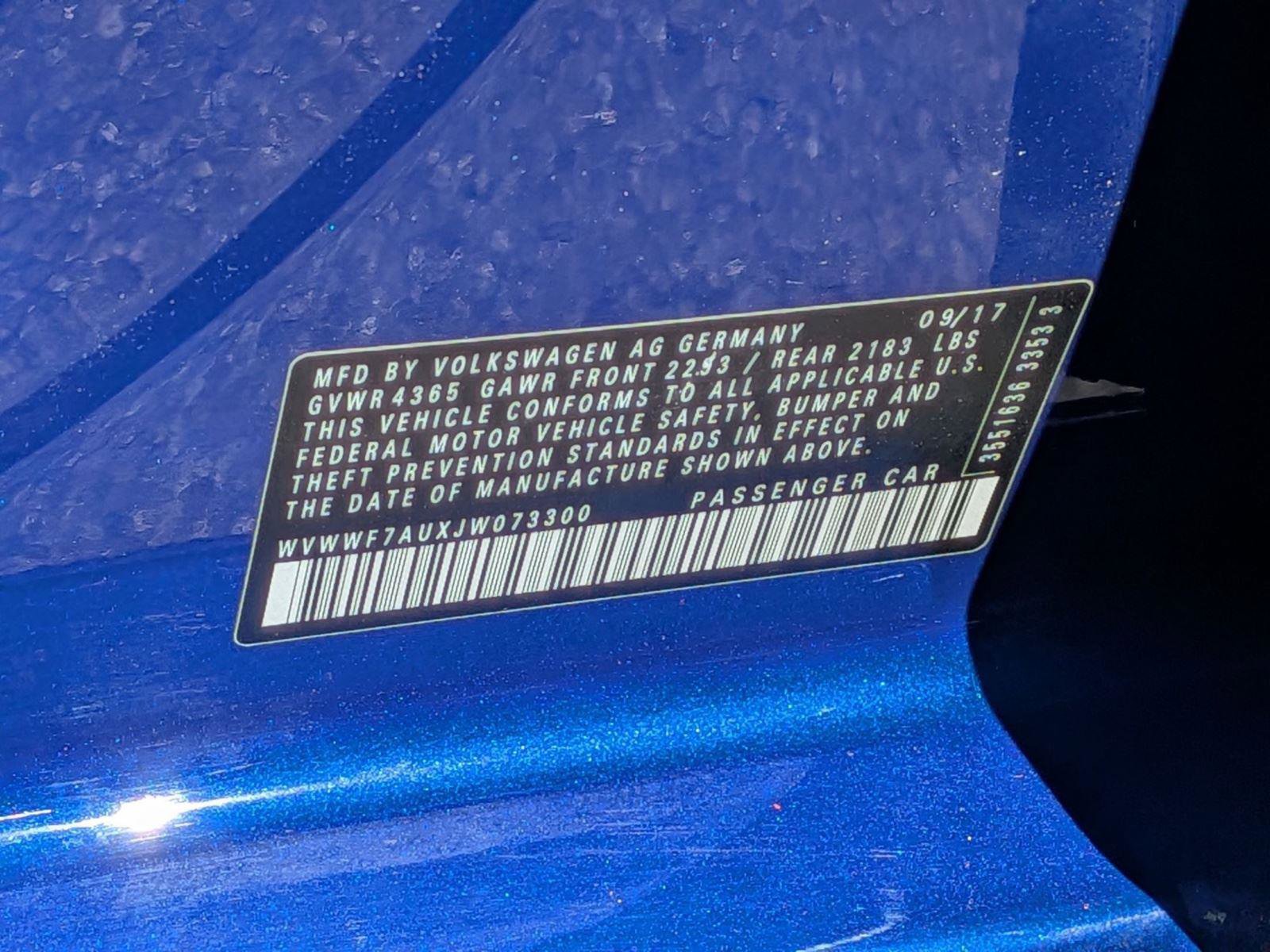 Used 2018 Volkswagen Golf R 4-Door AWD/4WD image 38