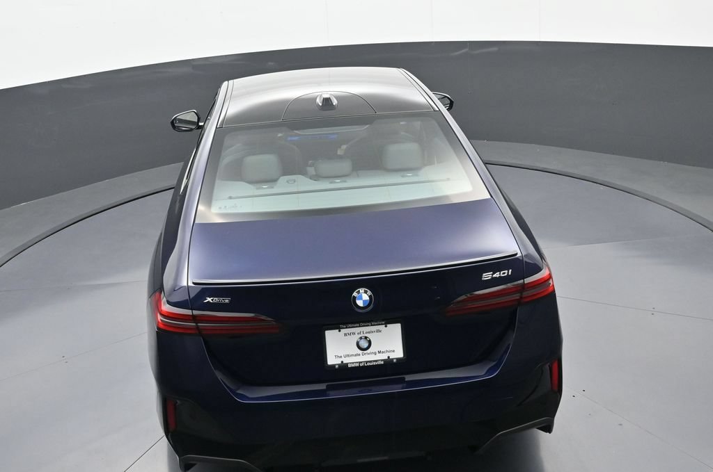 New 2026 BMW 540i xDrive w/ Executive Package AWD/4WD image 35