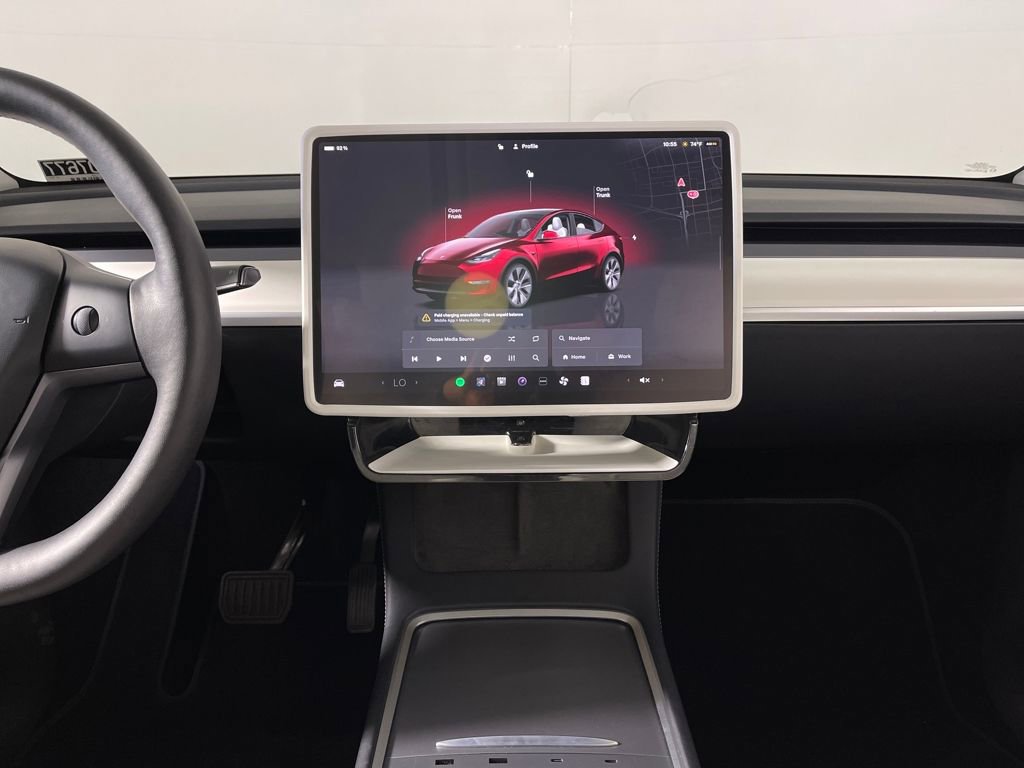 Used 2024 Tesla Model Y Long Range image 16