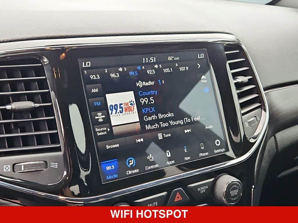 Used 2022 Jeep Grand Cherokee Laredo X RWD image 27